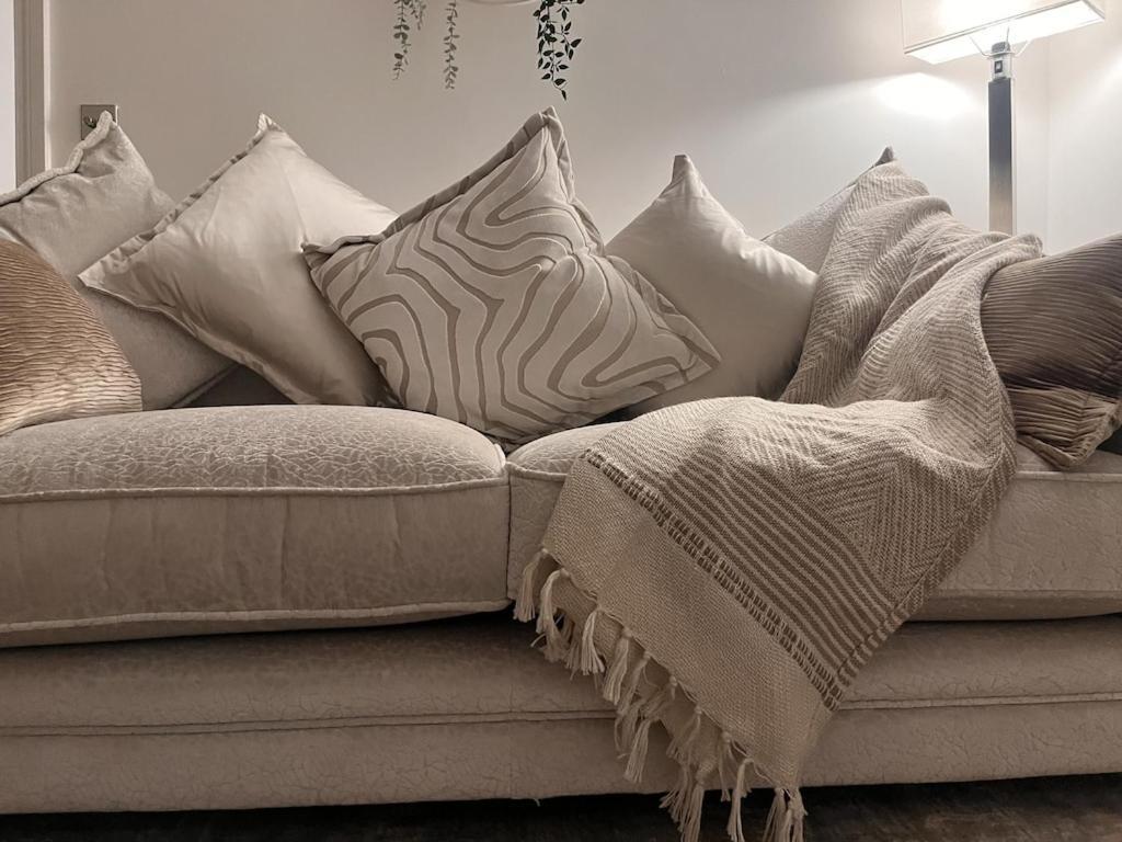 Gorgeous 2 Floor 3 Bed Appartamento *