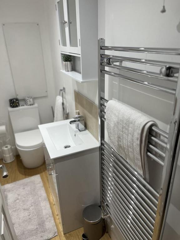 Gorgeous 2 Floor 3 Bed St Leonards-on-Sea